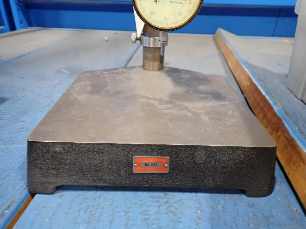 Starrett 653 Gauge Inspection Table