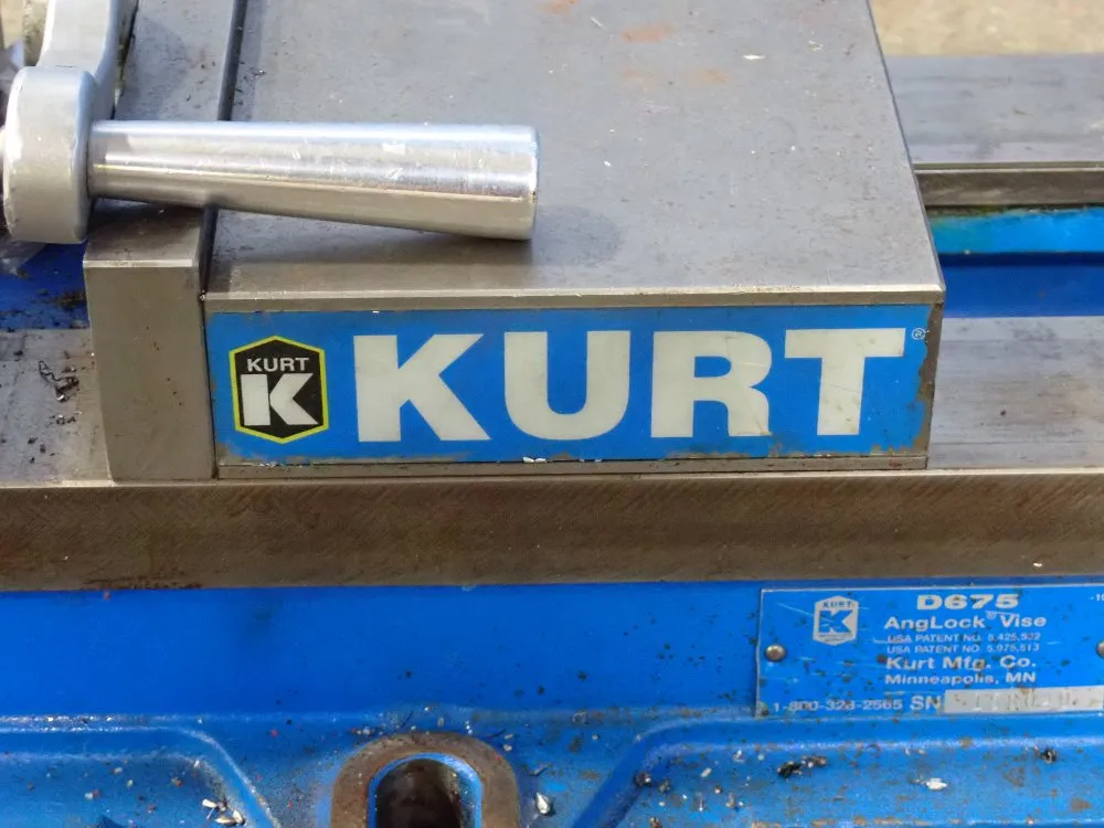 Kurt Anglock Vise - D675