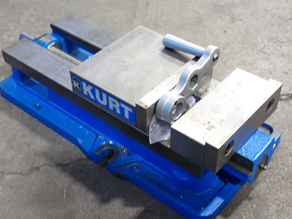 Kurt Anglock Vise - D675