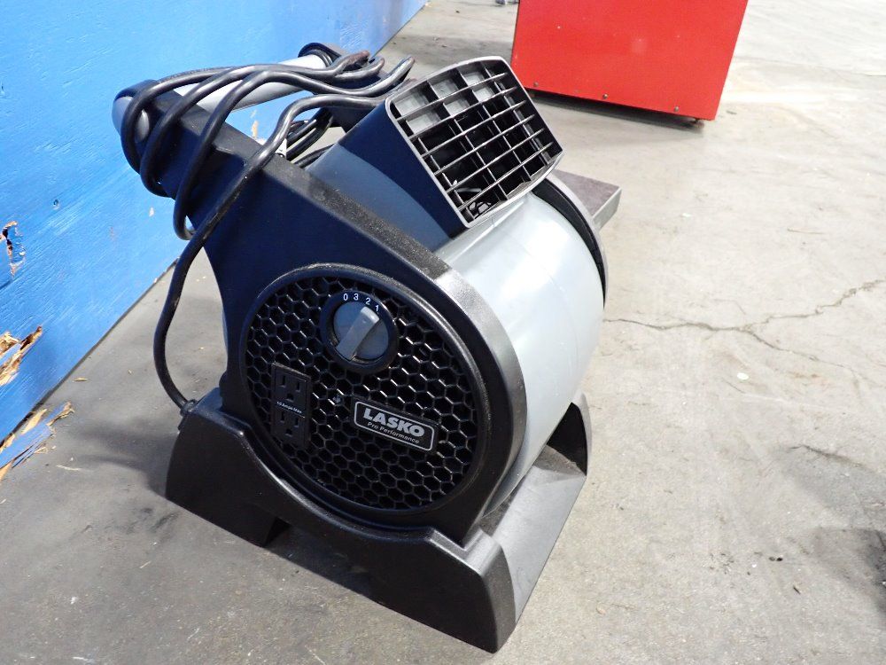Lasko Blower - 4905