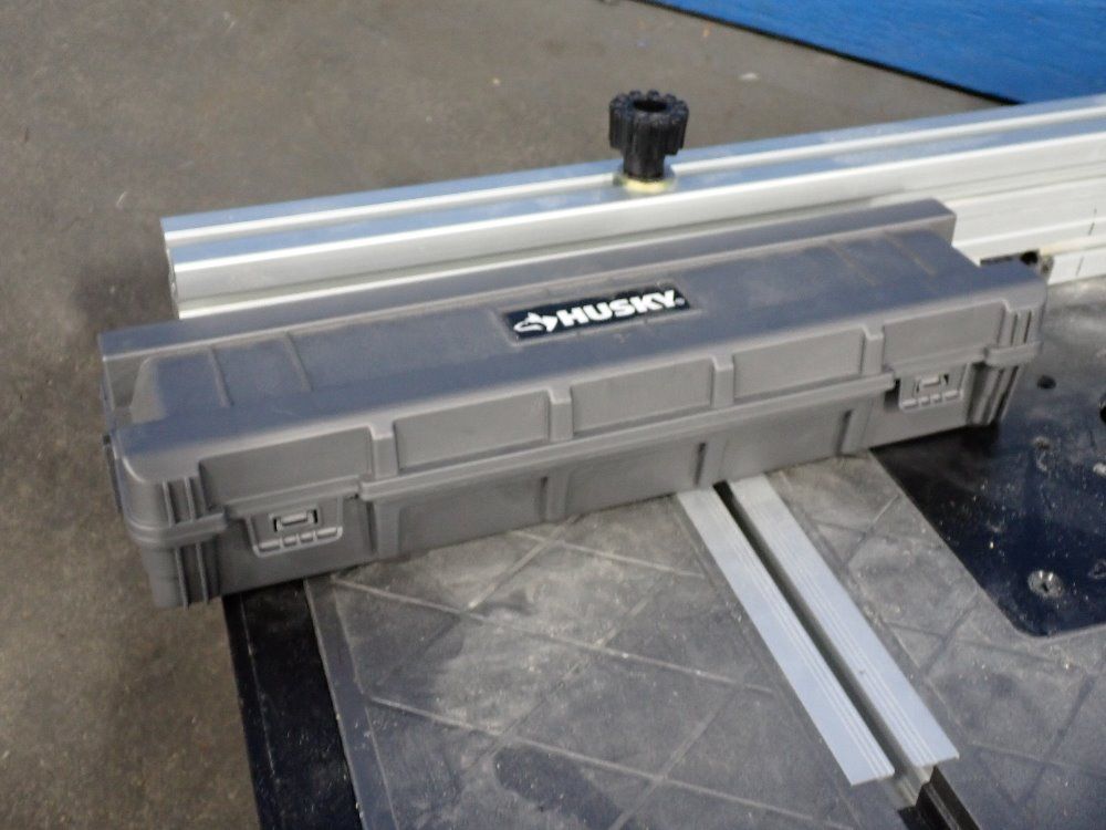 Husky 1500# Router Table