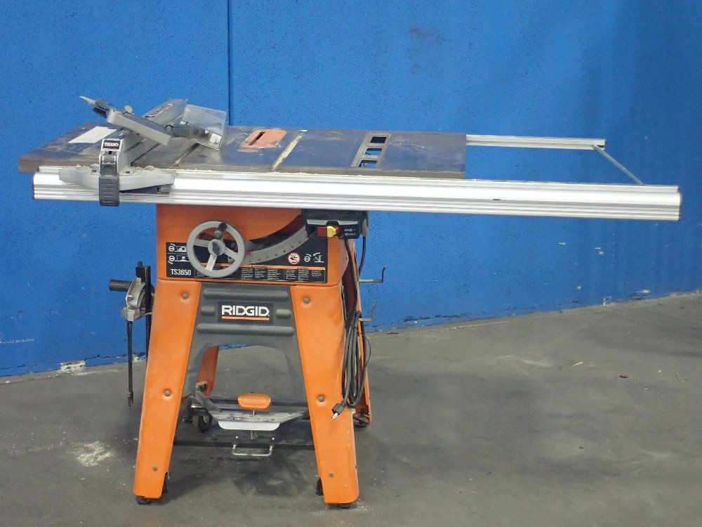 Ridgid Power Tools 10" Electric Cast Iron Table Saw - Ts3650