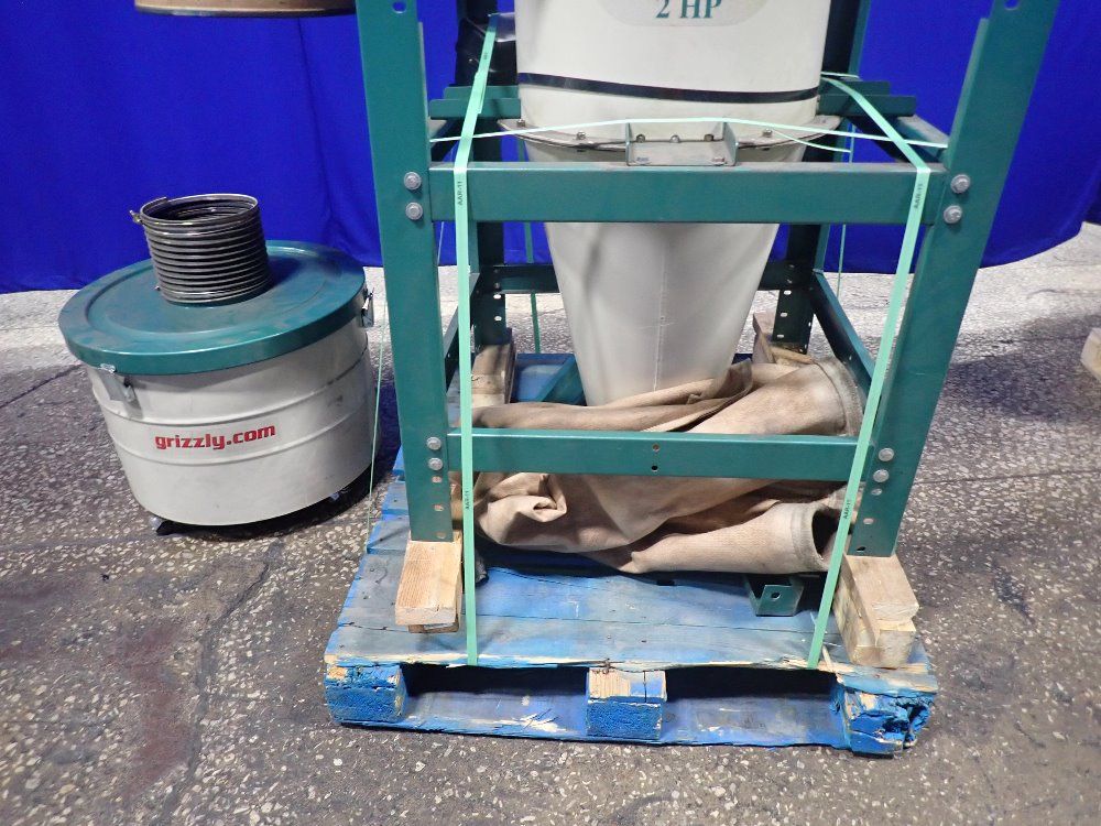 Grizzly  Dust Collector