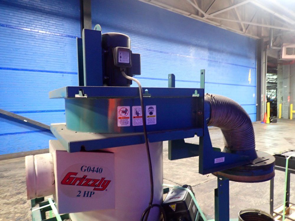 Grizzly  Dust Collector