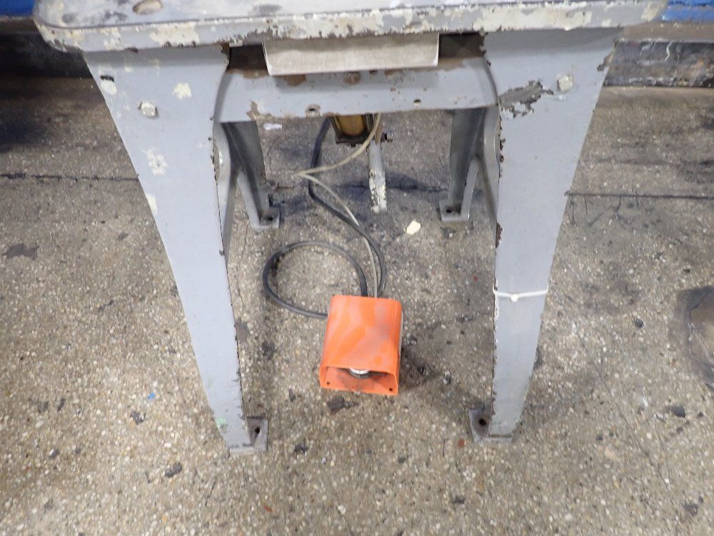 Royersford 6" X 12" Kick Press