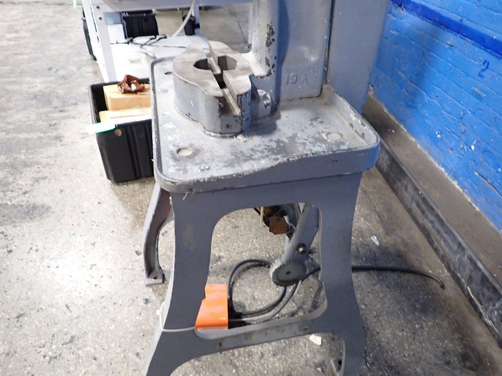Royersford 6" X 12" Kick Press