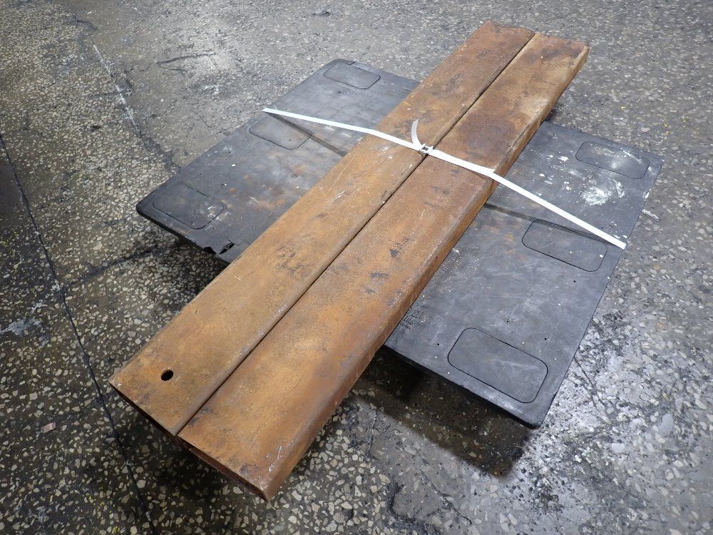 8" X 72" Forklift Fork Extensions