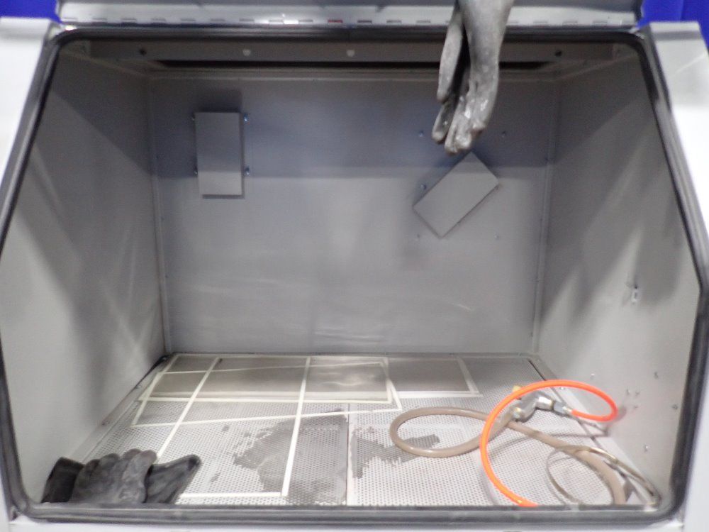 Abrasive Blast Blast Cabinet