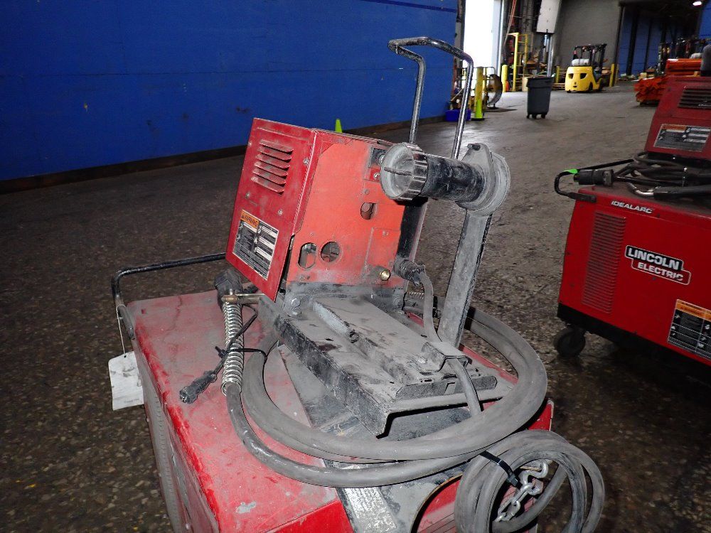 Lincoln Electric 300 Amps Welder - Cv-300