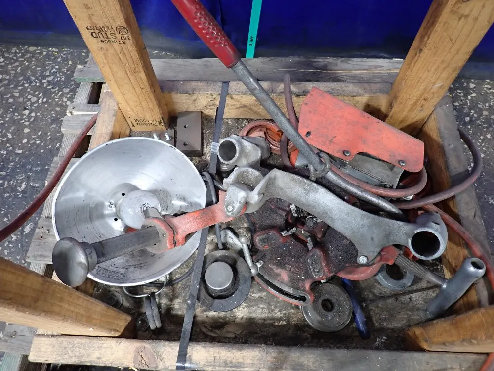 Ridgid Pipe Threader - 300-t2