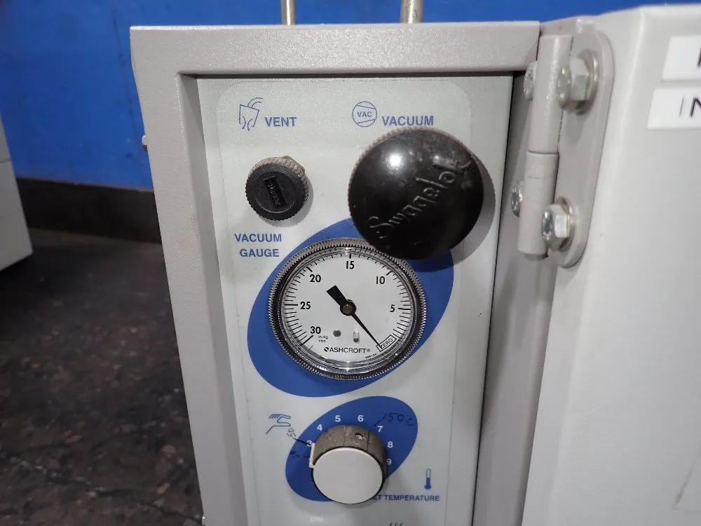 Vwr 20" X 12" X 12" Id Vacuum Oven - 1430