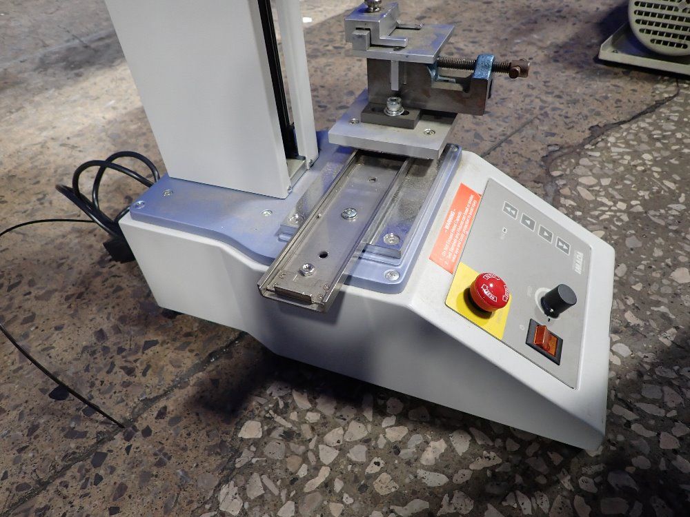 Imada 110 Lbs Force Gauge - Mv-110