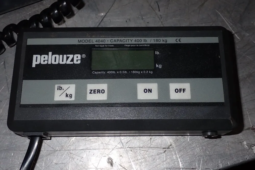 Pelouze 400 Lbs Scale - 4040