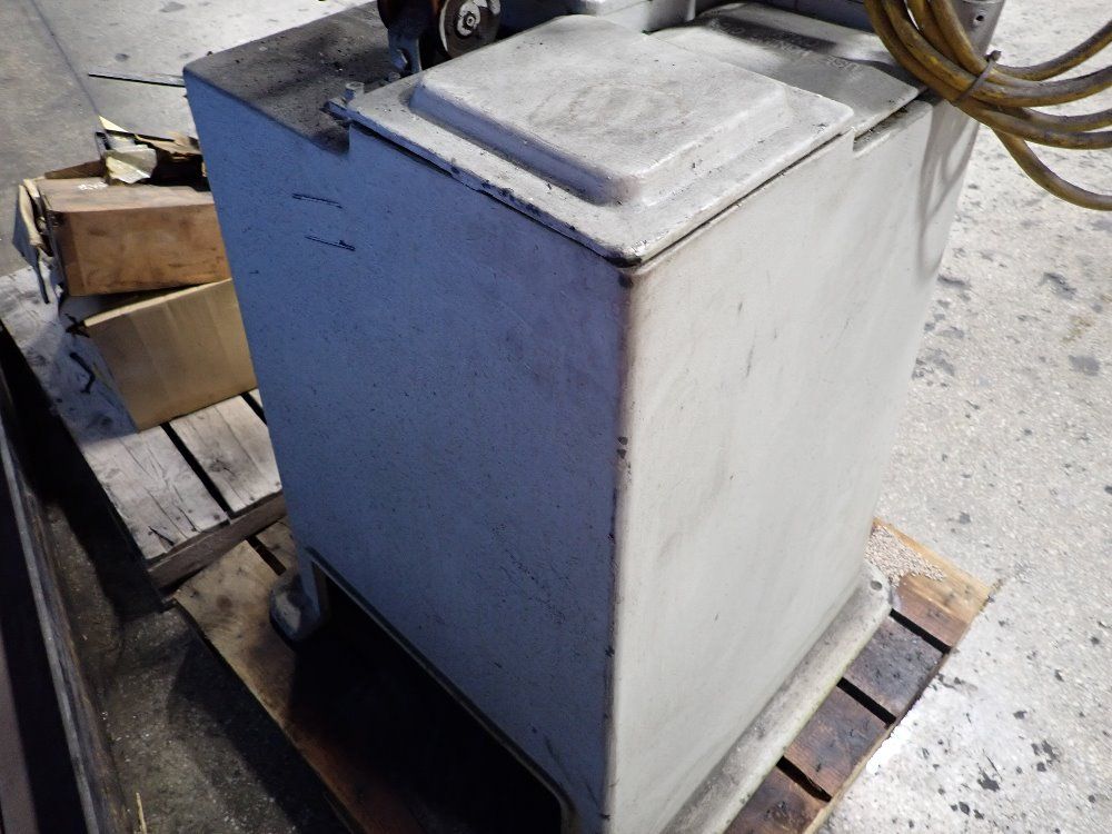 Sunnen Honing Machine