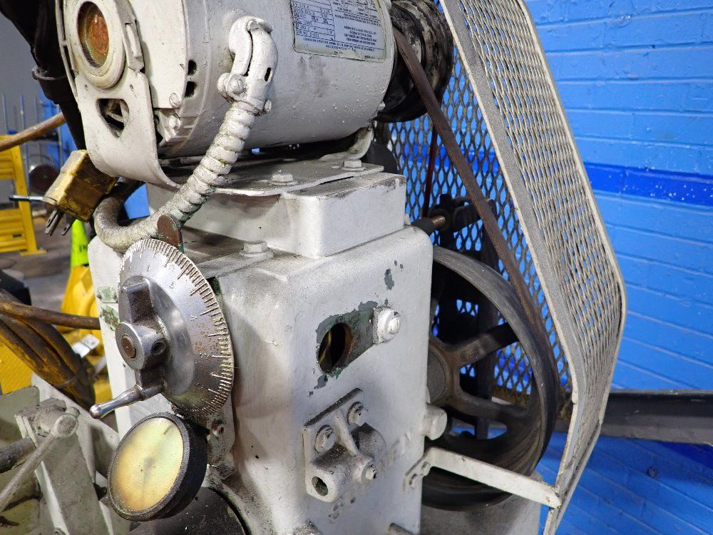 Sunnen Honing Machine