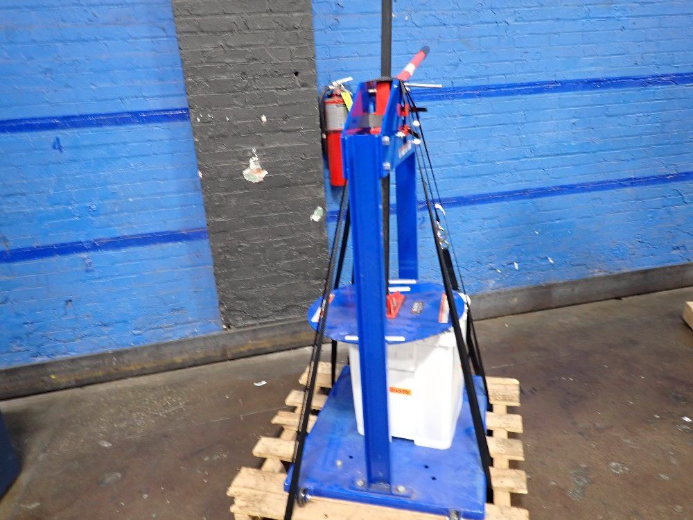 Global Manual Trash Compactor