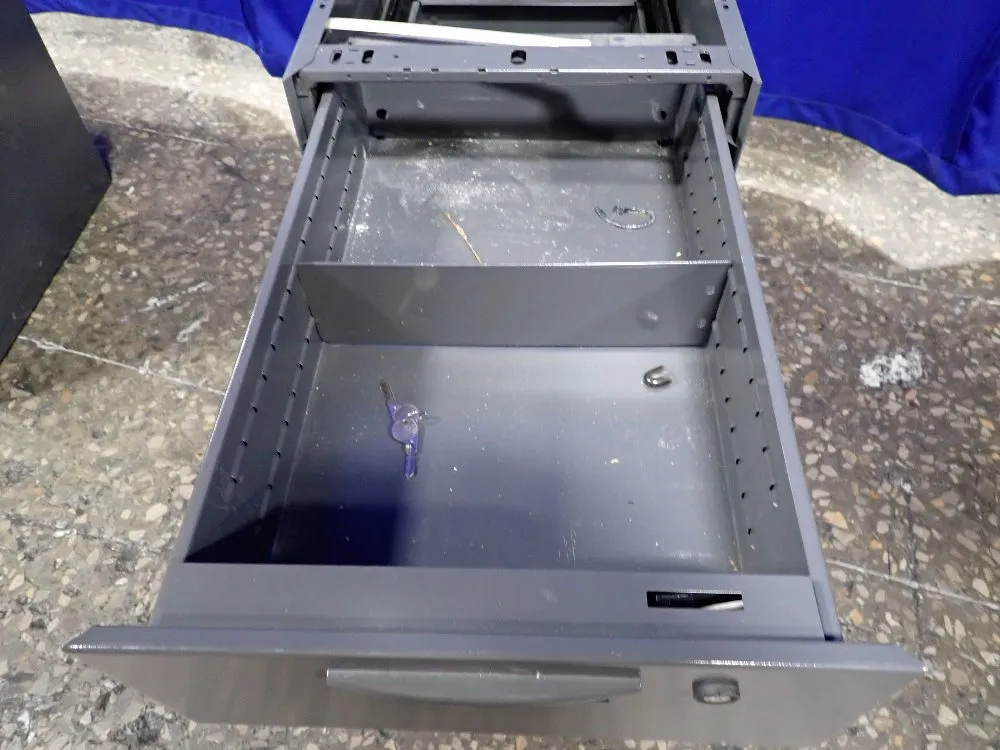 3 Drawers File Cabinet