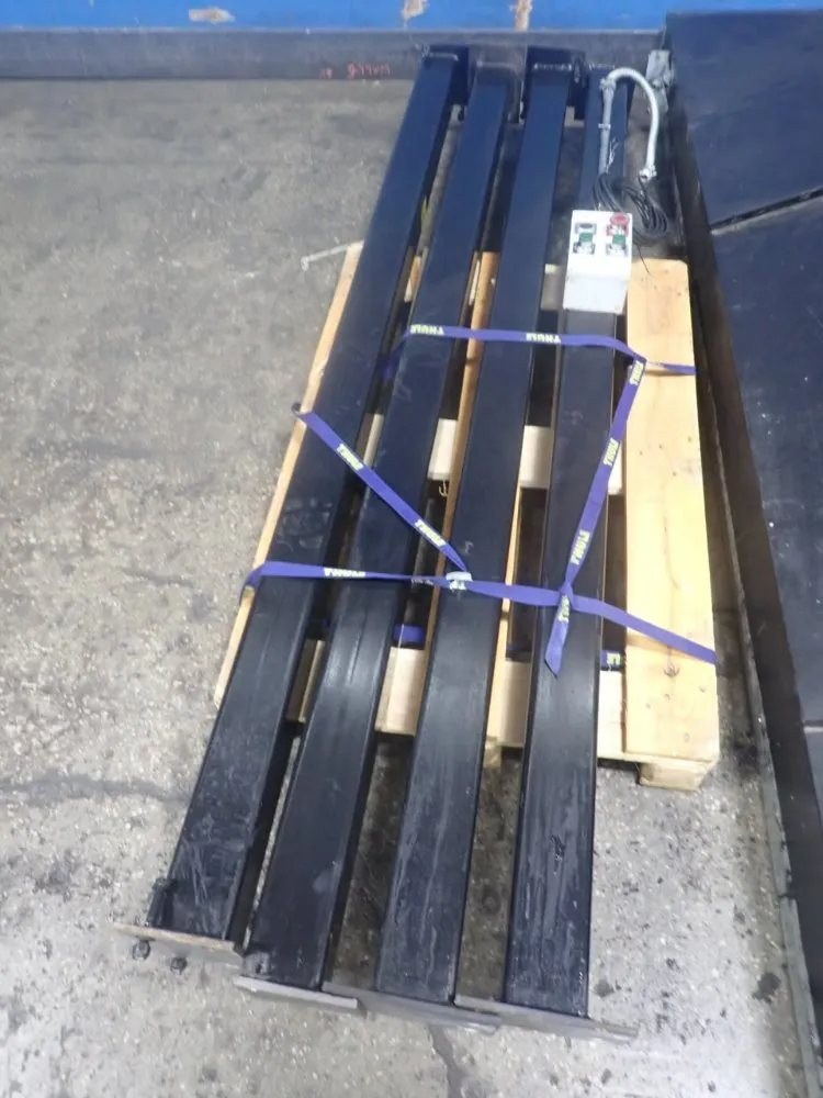 132" X 132" Robot Cell Head