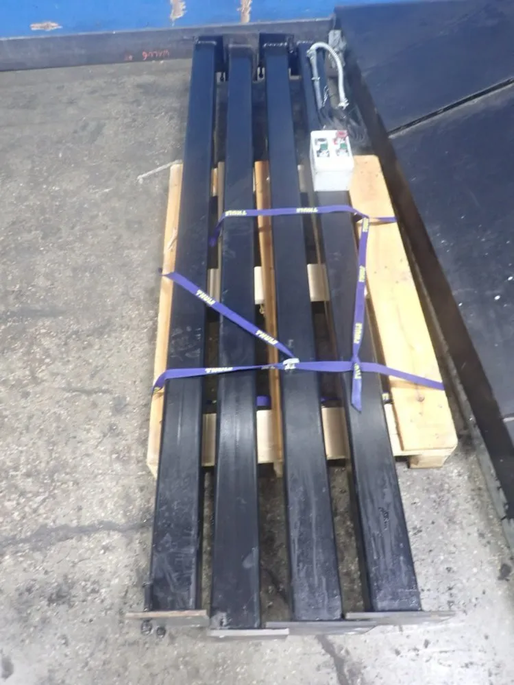 132" X 132" Robot Cell Head