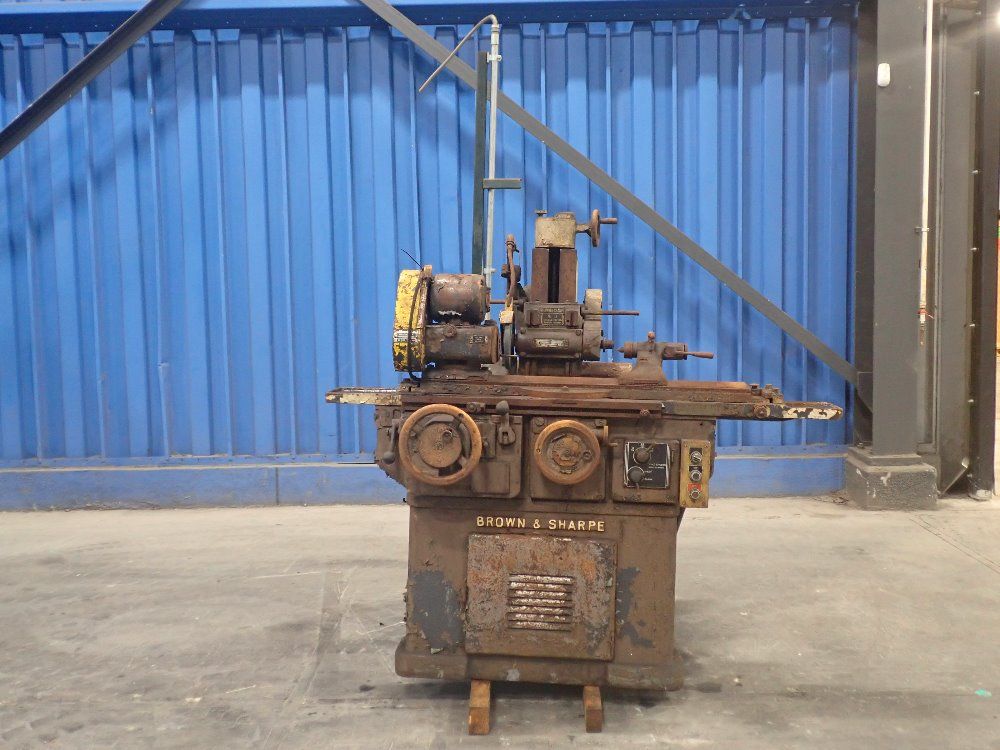 Brown & Sharpe 4"x16" Cylindrical Grinder - 13
