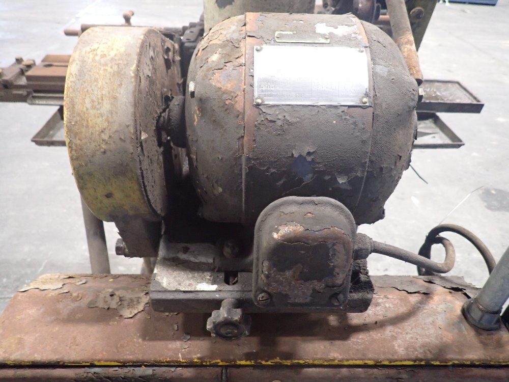 Brown & Sharpe 4"x16" Cylindrical Grinder - 13