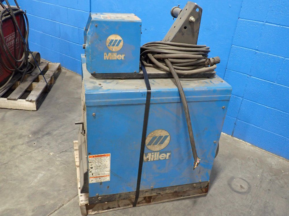 Miller Welder W/feeder - Cp-302