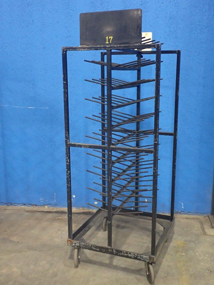 100 Hooks (10 Rows Of 5/side) Portable Metal Rack