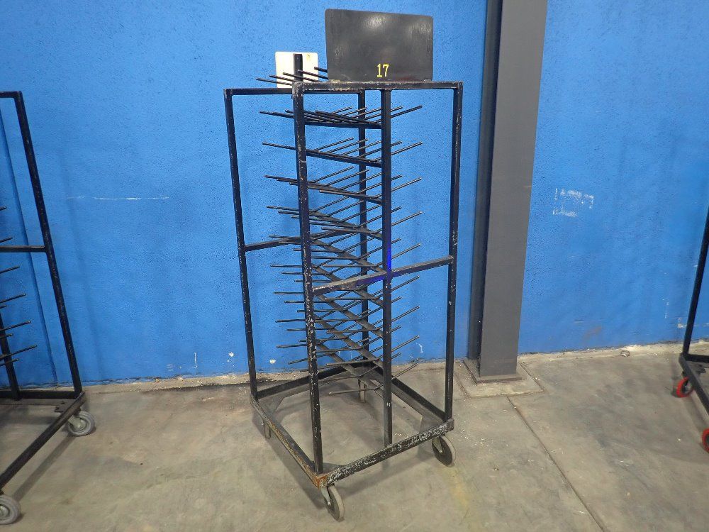 100 Hooks (10 Rows Of 5/side) Portable Metal Rack