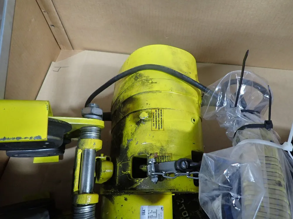 Budgit 4000lbs Hoist - Beh216
