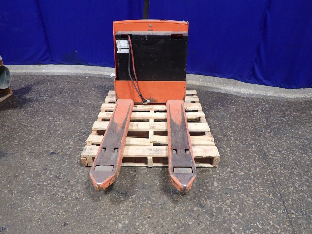 Toyota 4500 Lbs Electric Palletjack - 7hbw 23