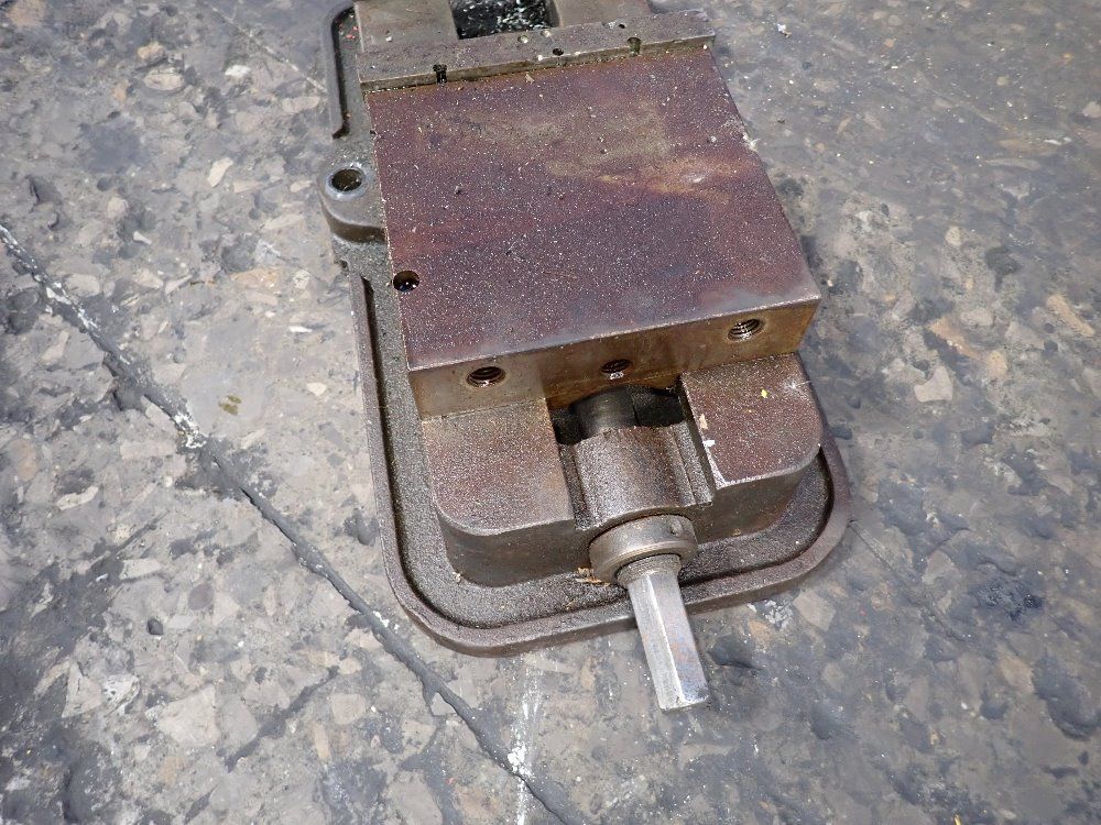 6" Vise