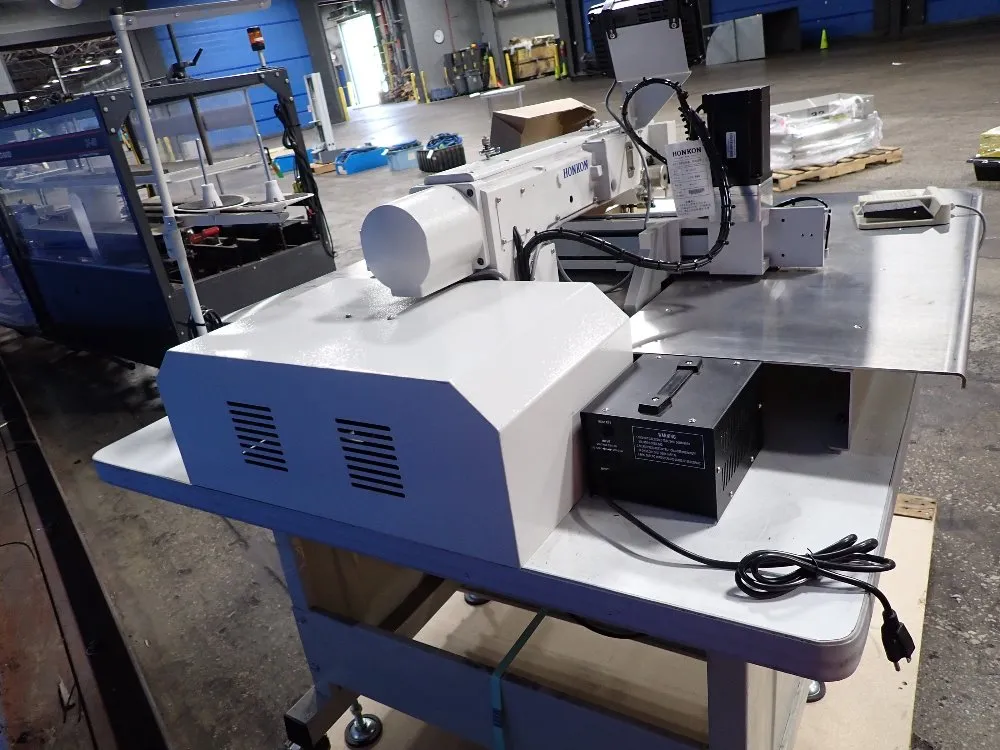 Honkon 18" X 27" Table Industrial Sewing Machine - Hk-6040