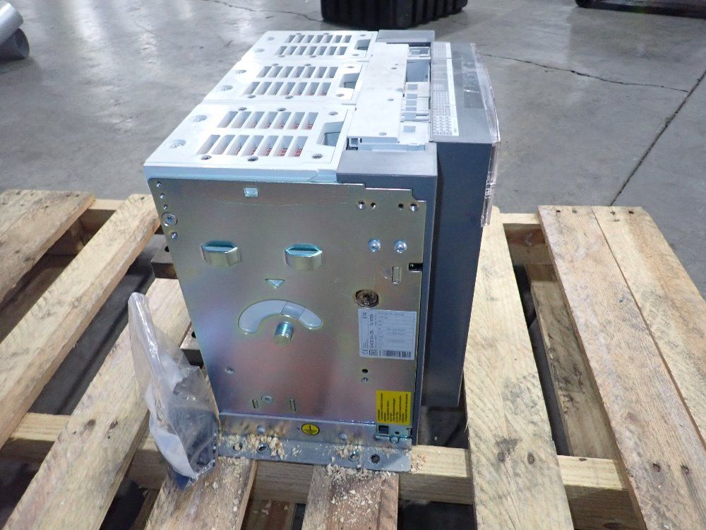Abb Low Voltage Circuit Breaker - Sace E4.2s
