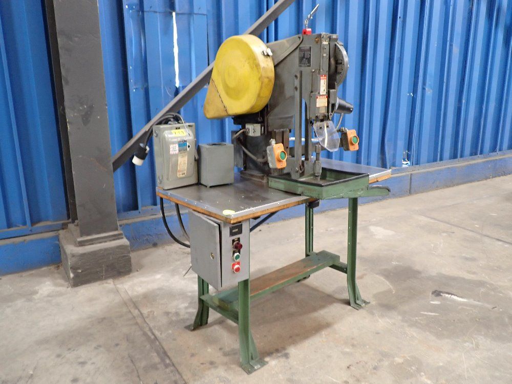 National Rivet Mfg Co Riveter - 500b