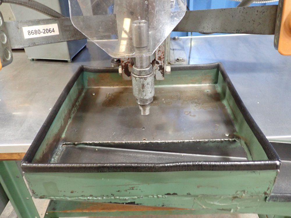 National Rivet Mfg Co Riveter - 500b