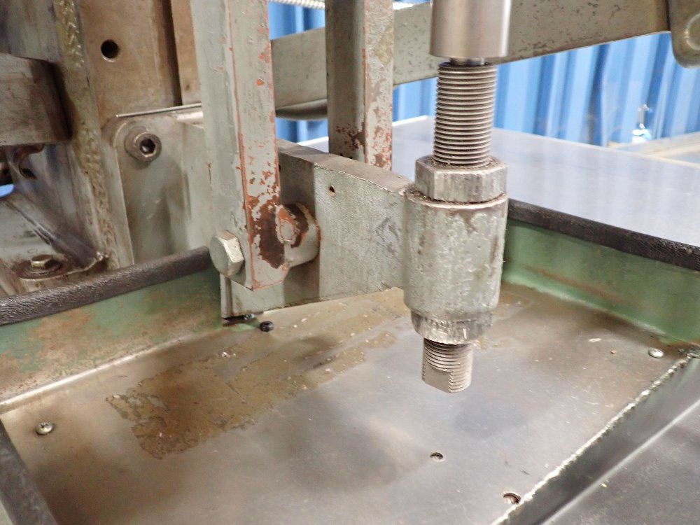 National Rivet Mfg Co Riveter - 500b