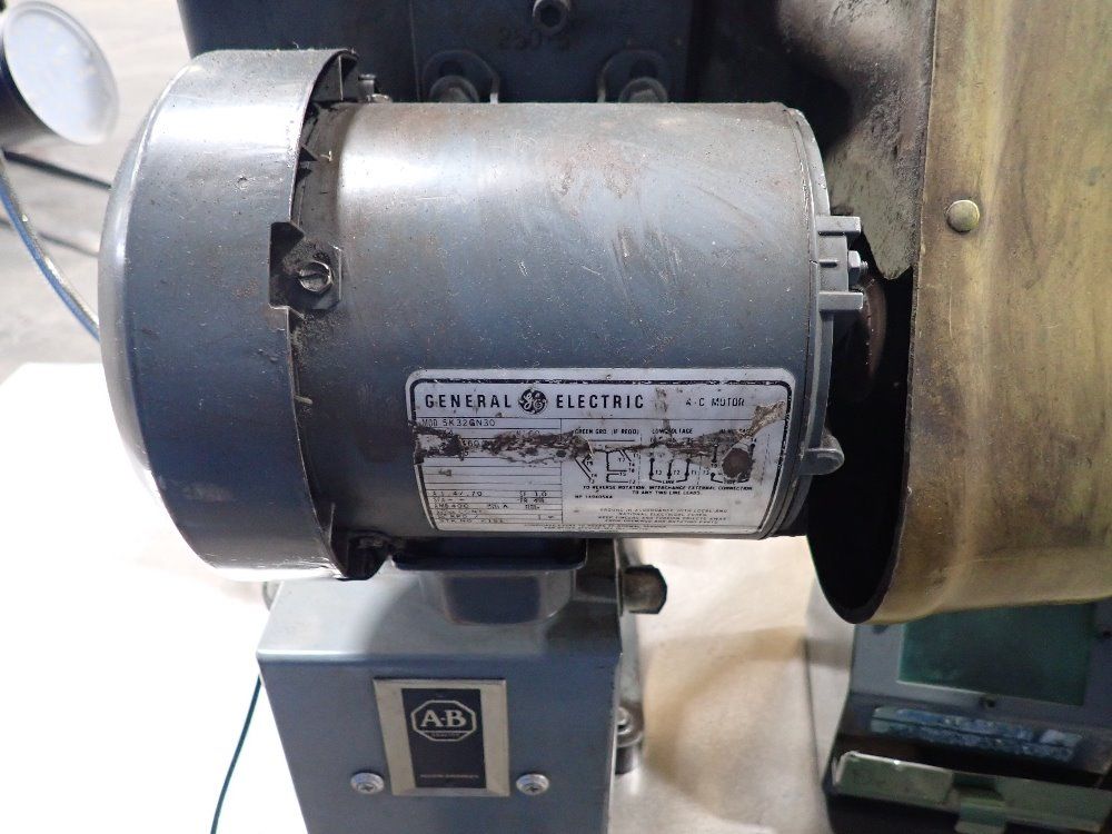 National Rivet Mfg Co Riveter - 500b