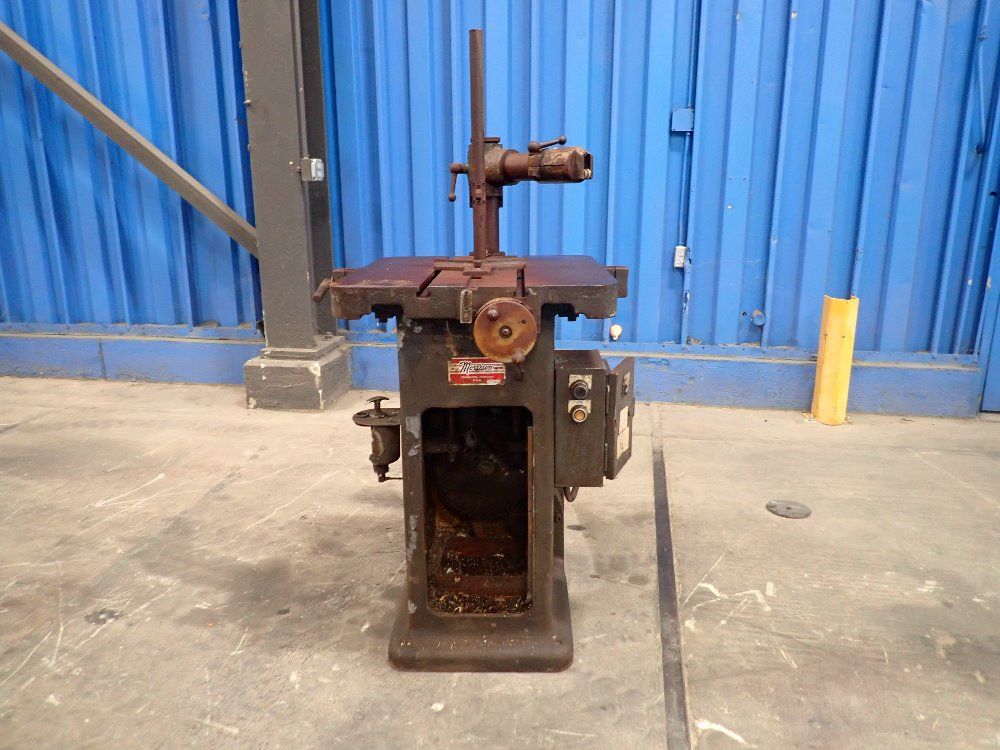 Morrison 24x27 Key Seater - K