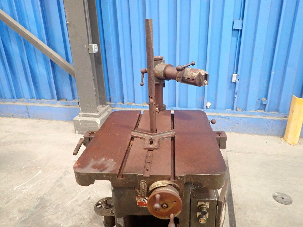 Morrison 24x27 Key Seater - K