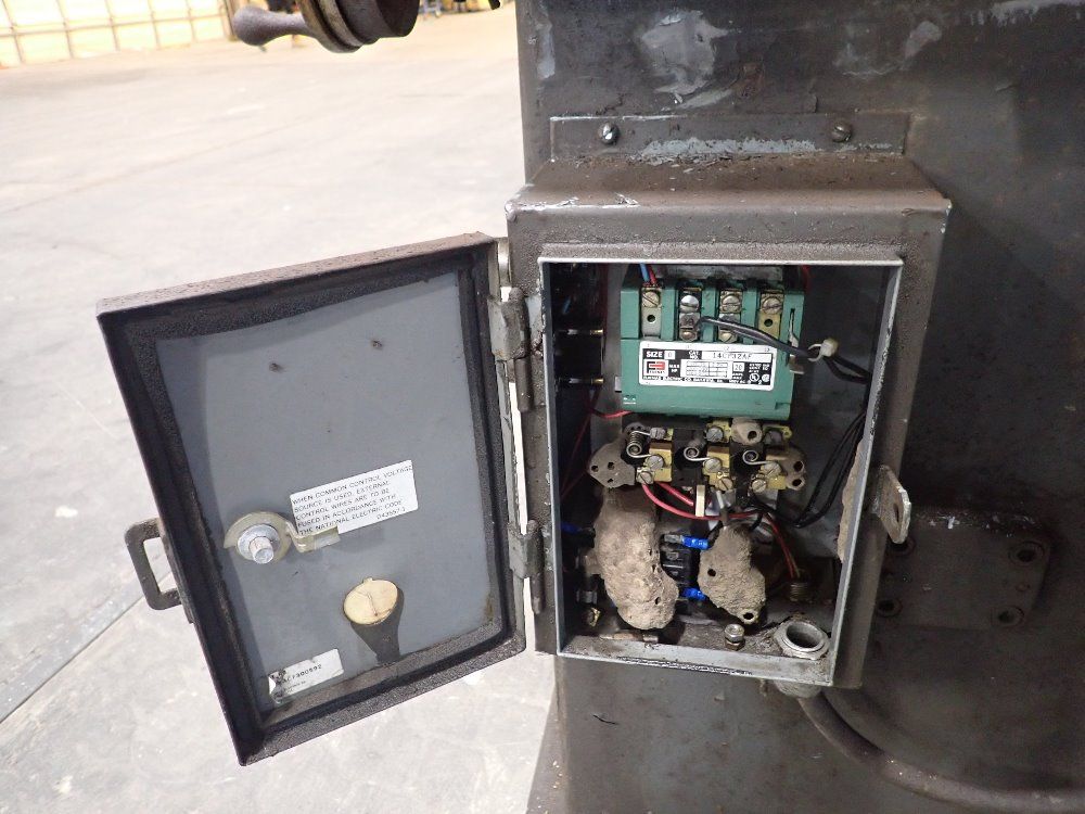 Morrison 24x27 Key Seater - K