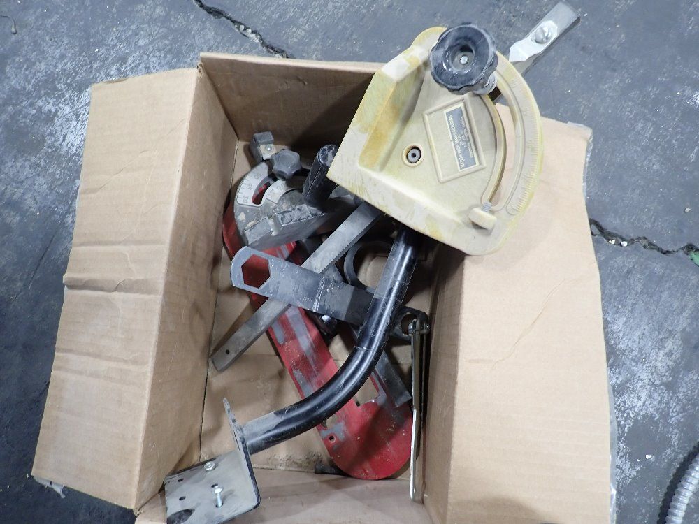 Delta International Machinery Corp. 10" Tilting Arbor Unisaw - 34-806f