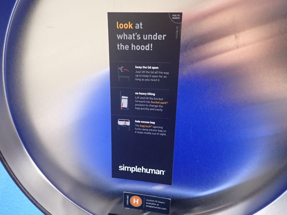 Simple Human Trash Bin