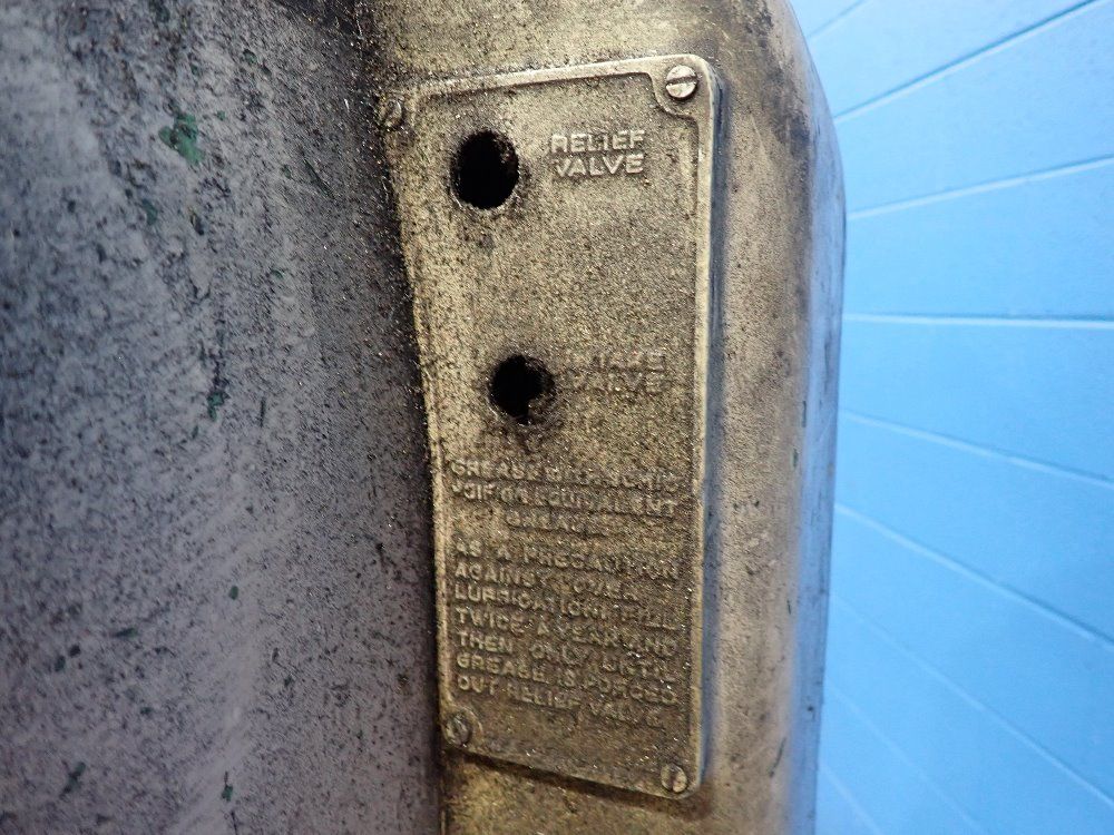 Monarch Lathe W Tooling