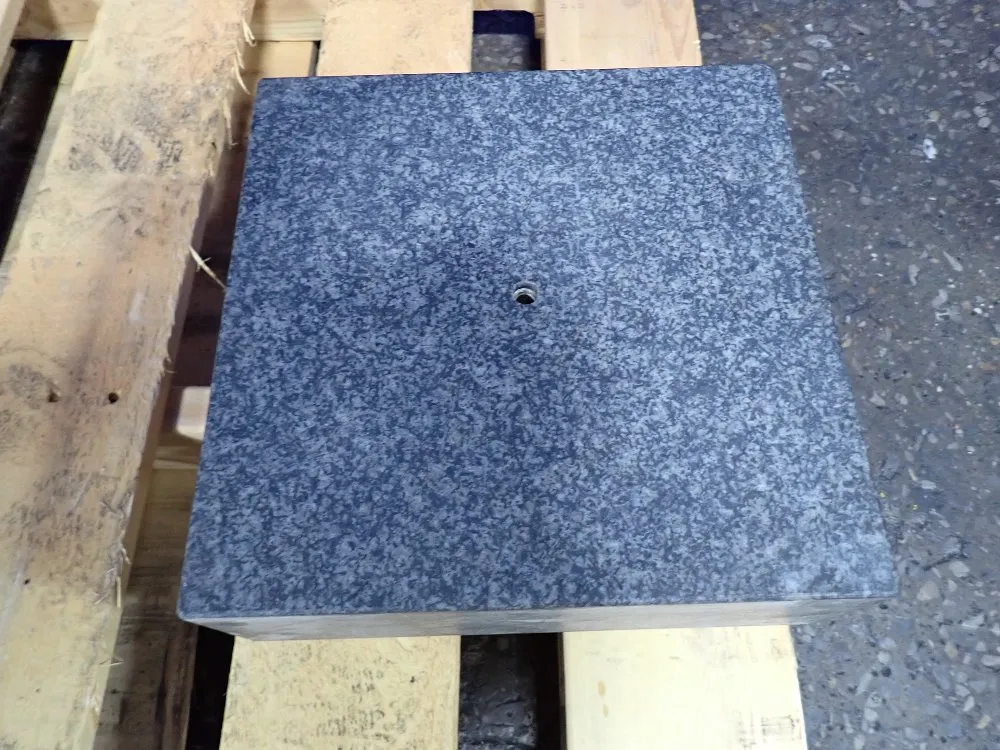 Mahr 12" X 12" X 4" Granite Surface Plate