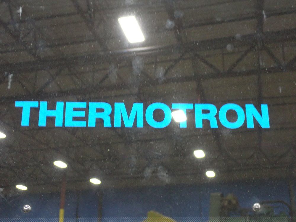 Thermotron Environmental Chamber W Heating Cooling Unit