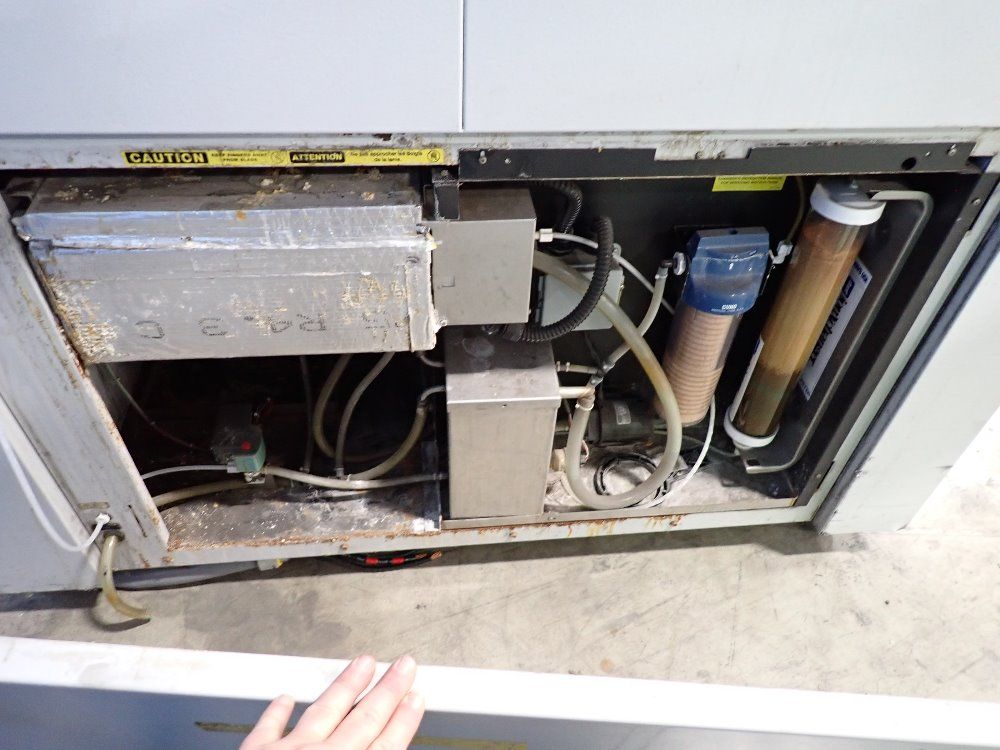 Thermotron Environmental Chamber W Heating Cooling Unit