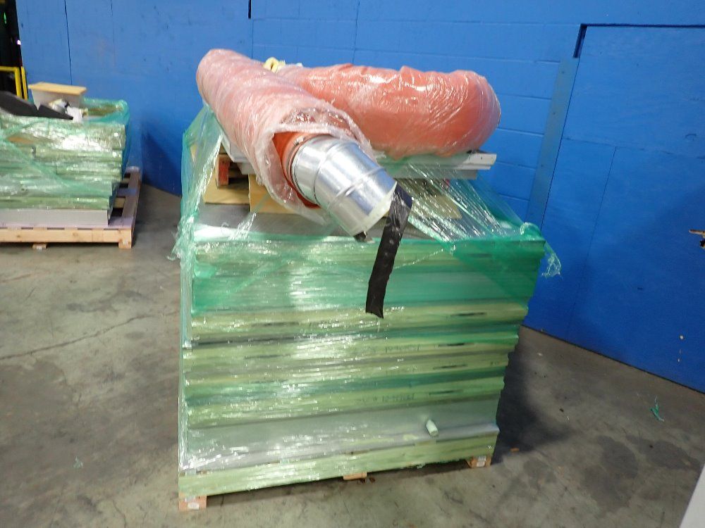 Thermotron Environmental Chamber W Heating Cooling Unit