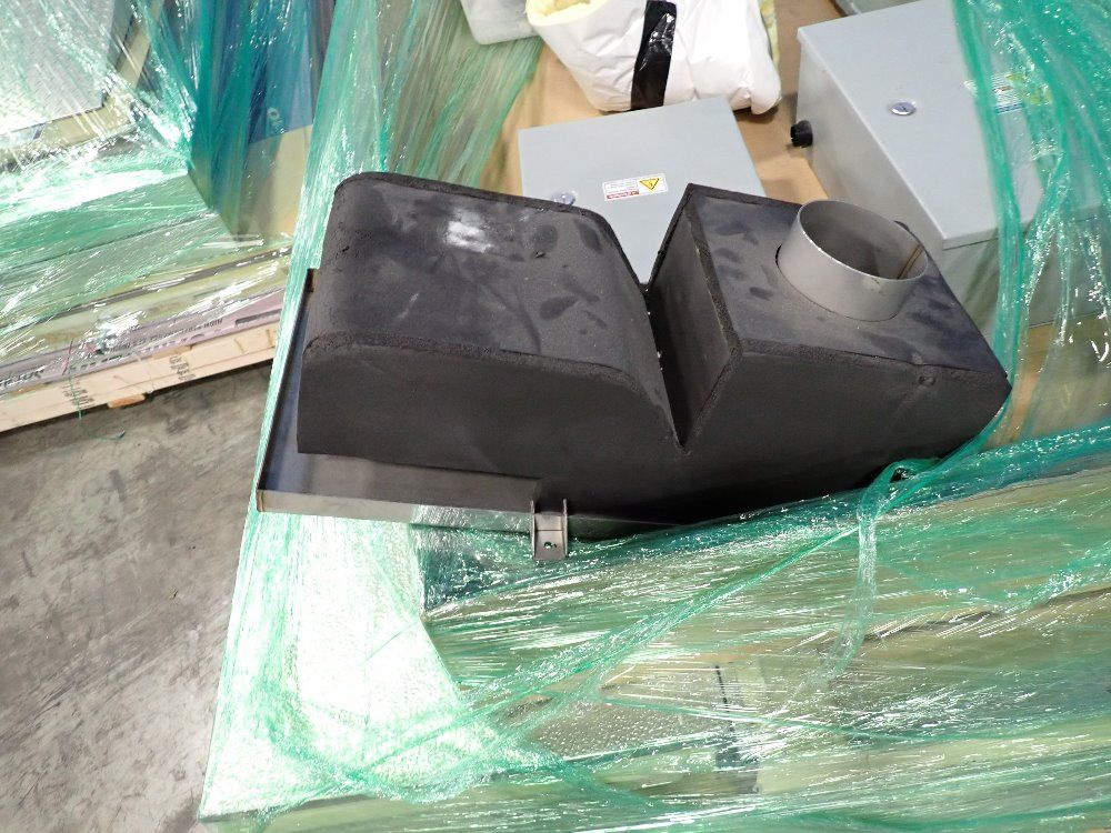 Thermotron Environmental Chamber W Heating Cooling Unit