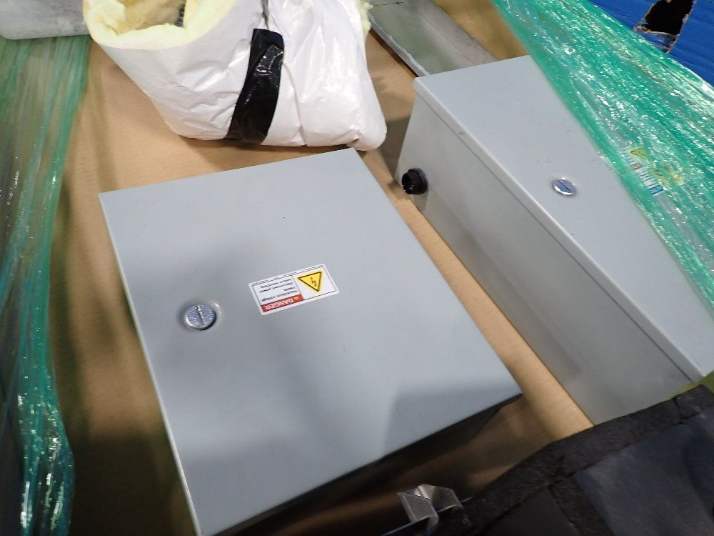 Thermotron Environmental Chamber W Heating Cooling Unit