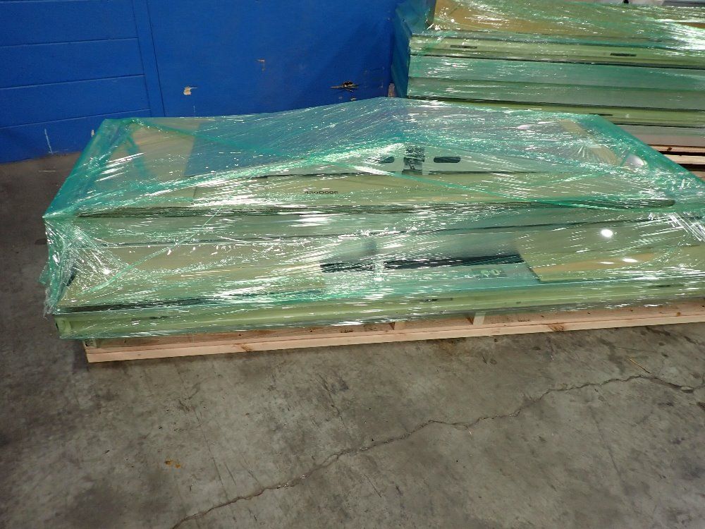 Thermotron Environmental Chamber W Heating Cooling Unit